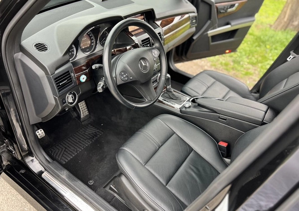 Mercedes-Benz GLK cena 70900 przebieg: 112000, rok produkcji 2010 z Gorlice małe 137